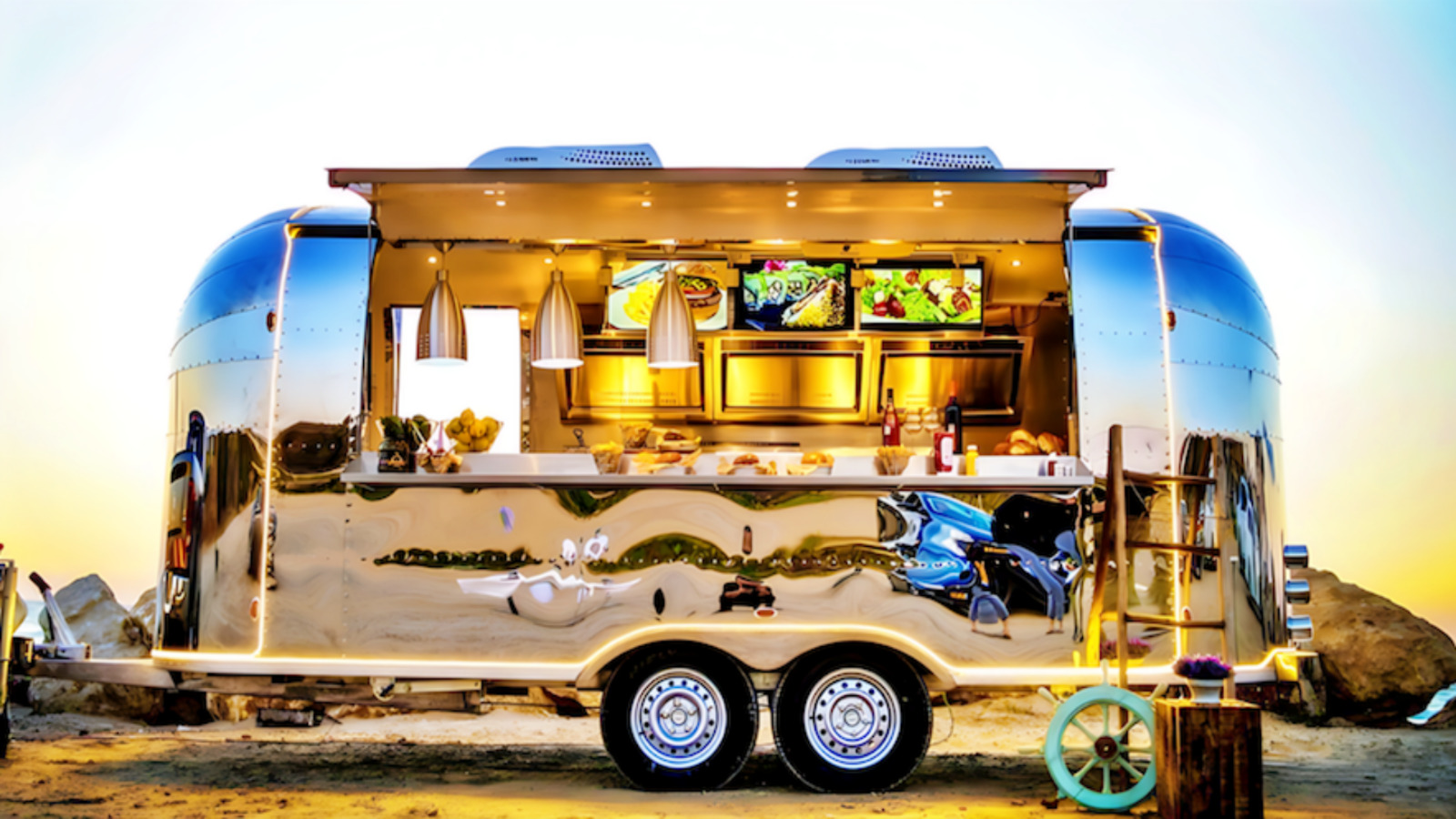 AIRSTREAM FOOD TRUCK REBOQUE